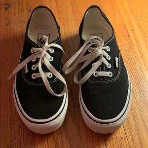Vans classic era platform , black and white